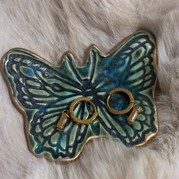 Louise Carter Gold Huggie Hoops - Picture 2 of 5